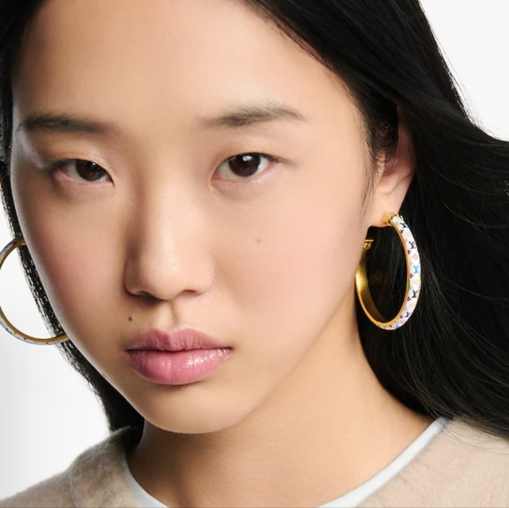Gold and Multicolor Hoop Earrings Indistinguishable! Comes W/giftππ₯π₯π - Picture 5 of 10